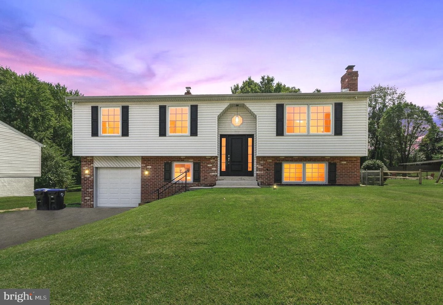 Exterior - 313 Hanby Cir, Boothwyn, PA 19061 photo 2 of 6
