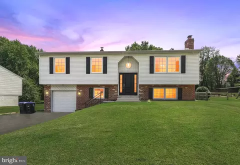 Exterior - 313 Hanby Cir, Boothwyn, PA 19061 photo 2 of 6