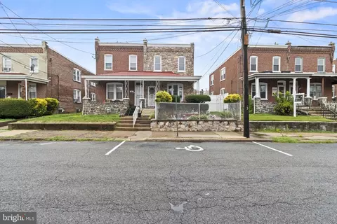2822 W 10th St, Chester, PA 19013