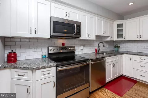 Kitchen - 1 Lisa Way #13A, Wayne, PA 19087 photo 3 of 3