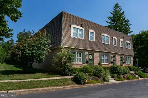 Exterior - 1 Lisa Way #13A, Wayne, PA 19087 photo 4 of 4