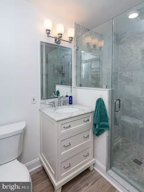 Bath - 1 Lisa Way #13A, Wayne, PA 19087 photo 1 of 3
