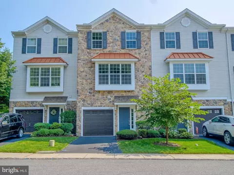 4126 Sophia Ln, Boothwyn, PA 19061