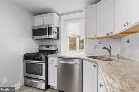 Kitchen - 7 Harvin Rd, Upper Darby, PA 19082 photo 1 of 2