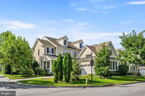 3807 Liseter Rd, Newtown Square, PA 19073