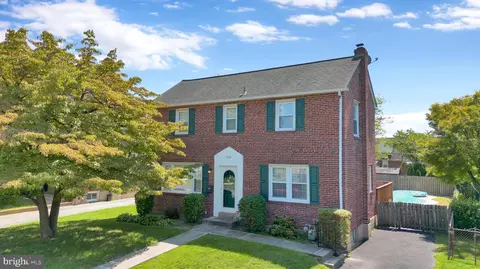 328 Laurel Ave, Aldan, PA 19018