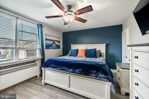 Bedroom - 112 Academy Ln, Upper Darby, PA 19082 photo 5 of 5
