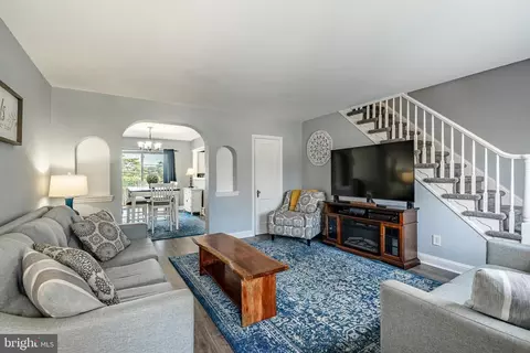 Living - 112 Academy Ln, Upper Darby, PA 19082 photo 1 of 1