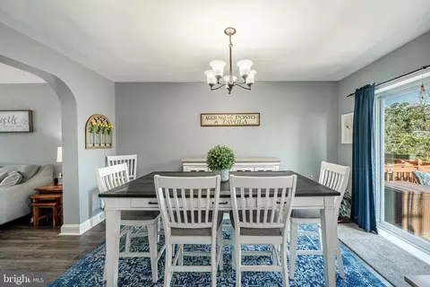 Dining - 112 Academy Ln, Upper Darby, PA 19082 photo 2 of 2