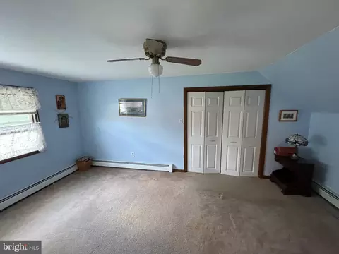 Bedroom - 415 Unity Ter, Rutledge, PA 19070 photo 3 of 4
