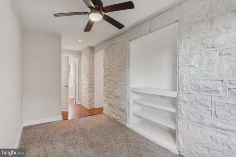 Entry Way - 115 N Rolling Rd, Springfield, PA 19064 photo 5 of 9