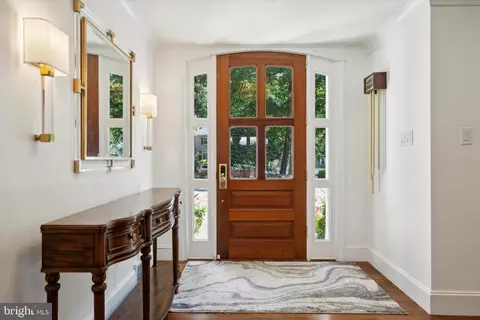Entry Way - 302 Valley Pl, Wayne, PA 19087 photo 1 of 6