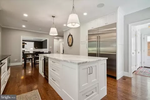 Kitchen - 302 Valley Pl, Wayne, PA 19087 photo 7 of 7