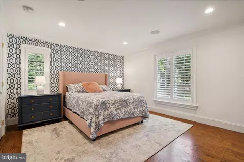 Bedroom - 302 Valley Pl, Wayne, PA 19087 photo 4 of 10