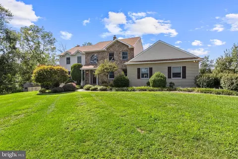 21 Hickman Ln, Glen Mills, PA 19342