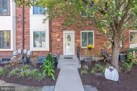6411 Hilltop Dr #65, Brookhaven, PA 19015