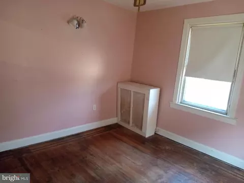Bedroom - 3 S Brighton Ave, Upper Darby, PA 19082 photo 4 of 4