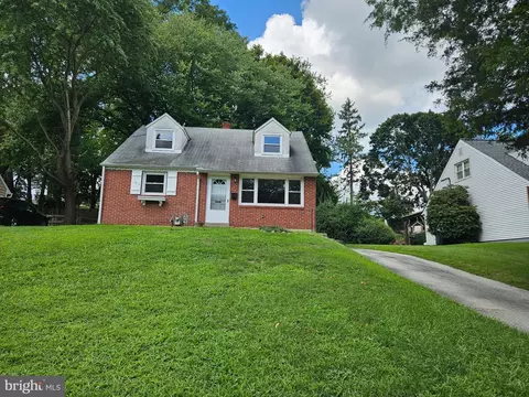 Exterior - 108 E Garrison Rd, Brookhaven, PA 19015 photo 12 of 12