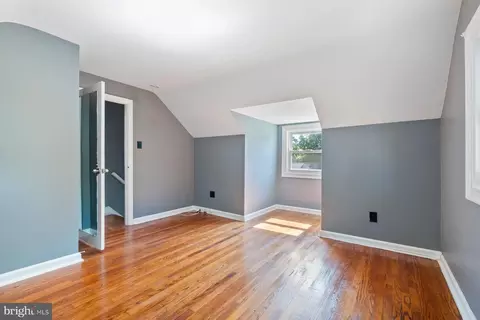 Entry Way - 108 E Garrison Rd, Brookhaven, PA 19015 photo 5 of 5