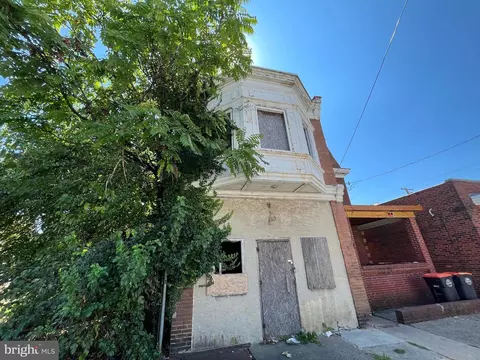 2827 W 3rd St, Chester, PA 19013