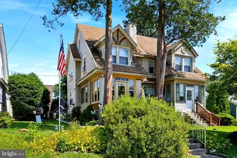 229 E Leamy Ave, Springfield, PA 19064