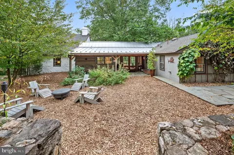 383 Olde House Ln, Media, PA 19063