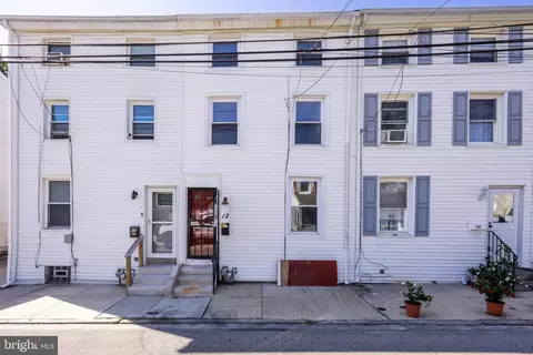 12 3rd St, Brookhaven, PA 19015