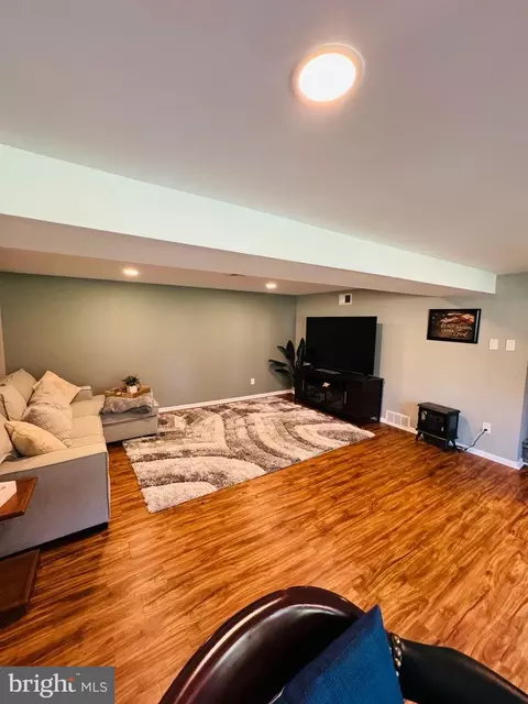 3319 Upland Ave, Ogden, PA 19061 photo 23