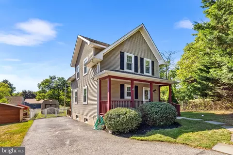 497 Cherry Tree Rd, Aston, PA 19014