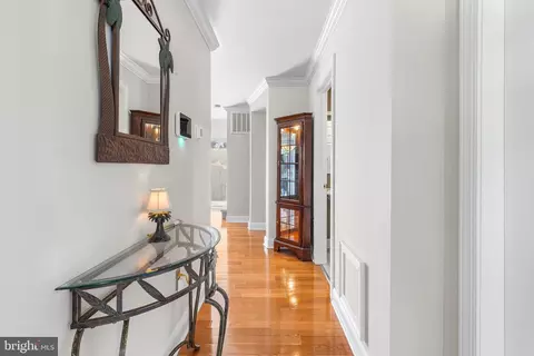 Entry Way - 497 Cherry Tree Rd, Aston, PA 19014 photo 1 of 2