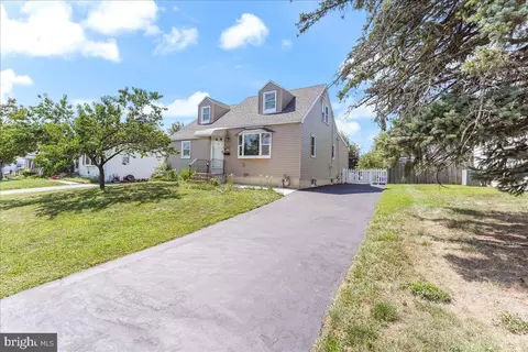 150 Trimble Blvd, Brookhaven, PA 19015