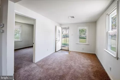 935 Hillside Ave, Boothwyn, PA 19061 photo 8