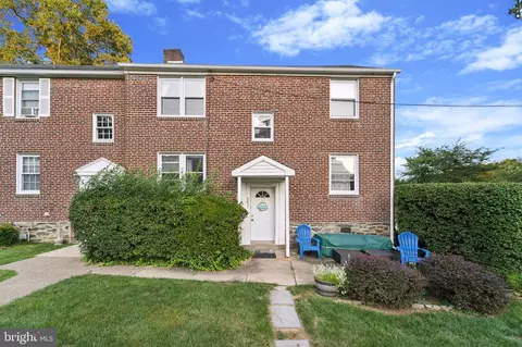 201 Pilgrim Ln, Drexel Hill, PA 19026