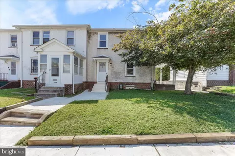 1406 Siegel Ave, Chester, PA 19013