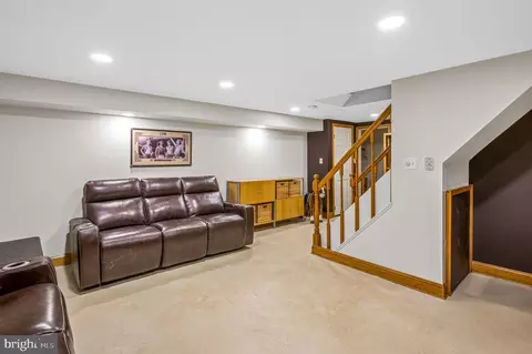 415 Golfview Rd, Wallingford, PA 19086 photo 45