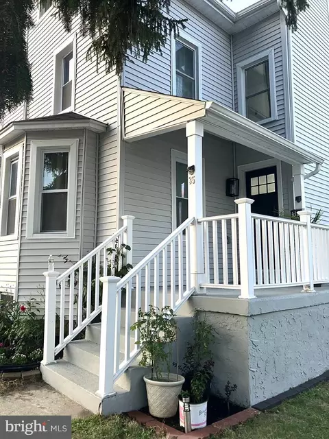 35 Walnut St, Morton, PA 19070