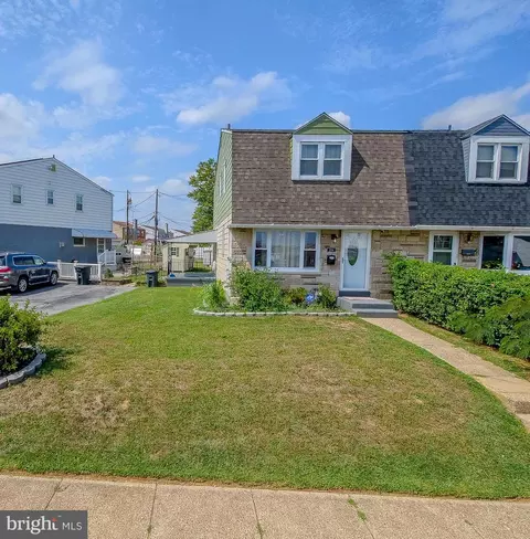 3704 W 13th St, Marcus Hook, PA 19061