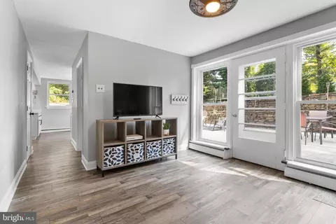 Entry Way - 85 Ruby Rd, Chadds Ford, PA 19317 photo 1 of 4