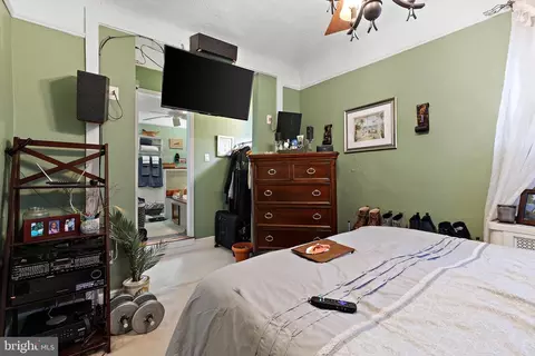 Bedroom - 8525 Monroe Ave, Upper Darby, PA 19082 photo 2 of 2