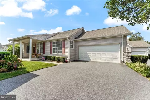 2007 Hunt Master Ln, Glen Mills, PA 19342