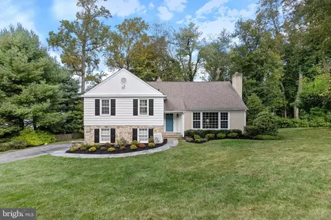 231 Hardwicke Ln, Villanova, PA 19085
