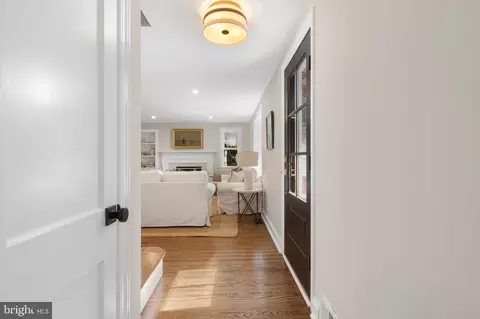 Entry Way - 807 Eagle Rd, Wayne, PA 19087 photo 8 of 17