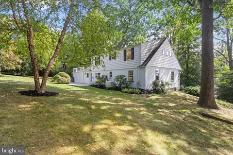 Exterior - 807 Eagle Rd, Wayne, PA 19087 photo 6 of 13