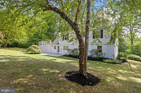 Exterior - 807 Eagle Rd, Wayne, PA 19087 photo 7 of 13