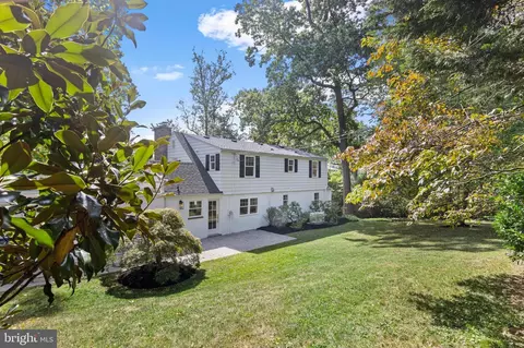 Exterior - 807 Eagle Rd, Wayne, PA 19087 photo 9 of 13