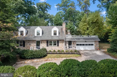 Exterior - 807 Eagle Rd, Wayne, PA 19087 photo 3 of 13