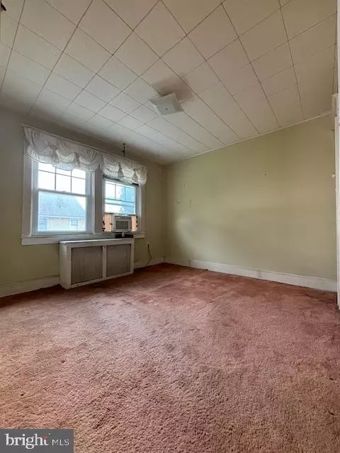 Bedroom - 423 Spruce Ave, Upper Darby, PA 19082 photo 1 of 1