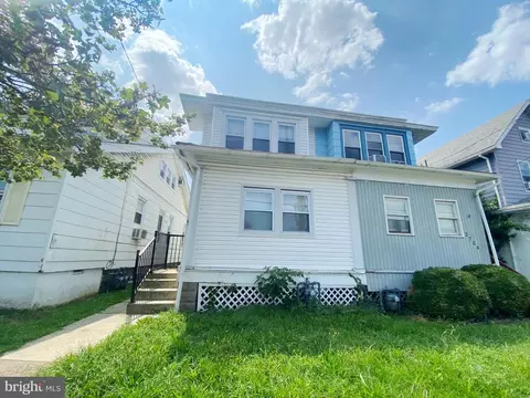 2702 Edgmont Ave, Brookhaven, PA 19015