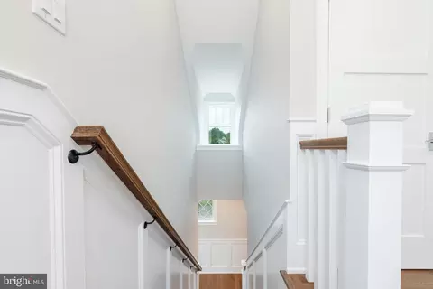 Entry Way - 309 Overhill Rd, Wayne, PA 19087 photo 4 of 5