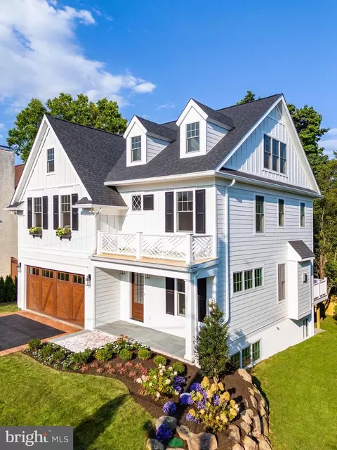 Exterior - 309 Overhill Rd, Wayne, PA 19087 photo 10 of 11
